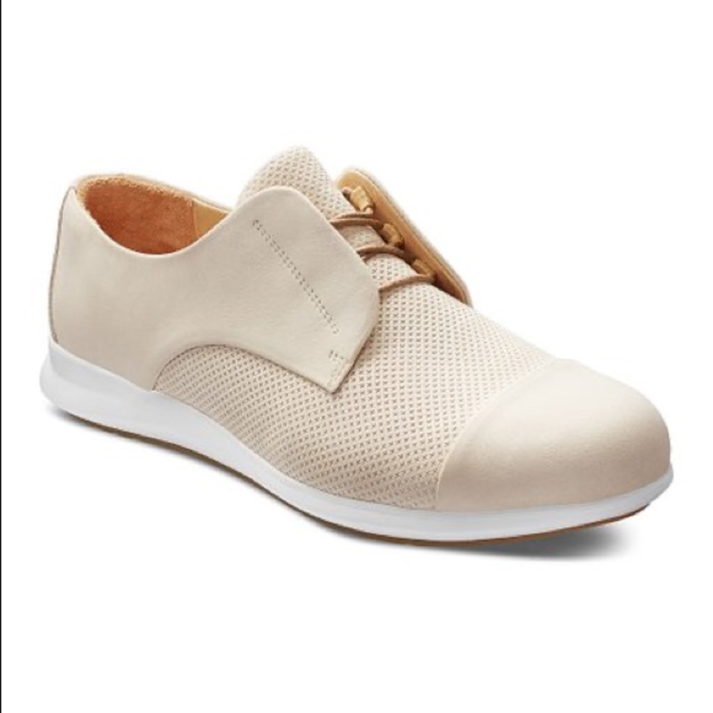 Samuel Hubbard Women Buff Freedom Stroll Nubuck Leather Oxford